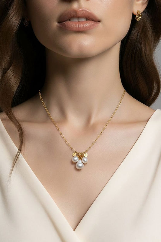 Olivia Necklace Pearl